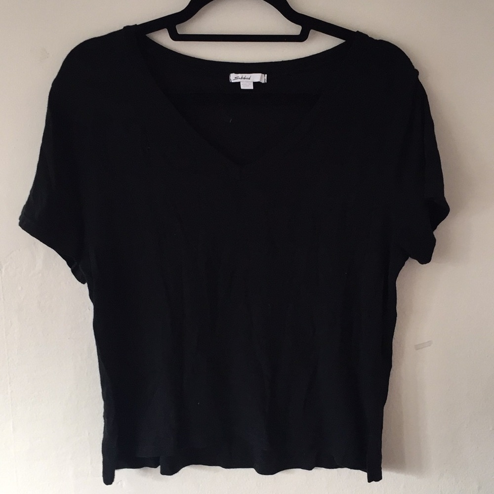 black v neck tee